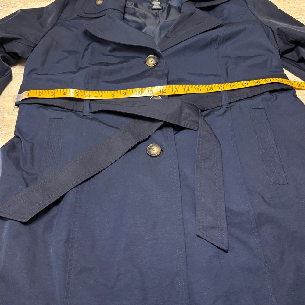 NWOT Navy London Fog light weight Trench Coat with detachable hood, no flaws. - Picture 10 of 16